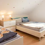 Helene Hohenems, 4-12 P, Haus, 4 Schlafzimmer, Kueche, Parkplatz, Garten, Wifi هوونامس