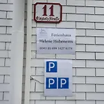 Daire Helene Hohenems, 4-12 P, Haus, 4 Schlafzimmer, Kueche, Parkplatz, Garten, Wifi Hohenems