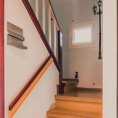 Helene Hohenems, 4-12 P, Haus, 4 Schlafzimmer, Kueche, Parkplatz, Garten, Wifi * Hohenems