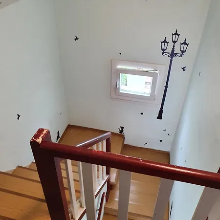 شقة Helene Hohenems, 4-12 P, Haus, 4 Schlafzimmer, Kueche, Parkplatz, Garten, Wifi هوونامس