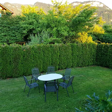 Helene Hohenems, 4-12 P, Haus, 4 Schlafzimmer, Kueche, Parkplatz, Garten, Wifi * Hohenems