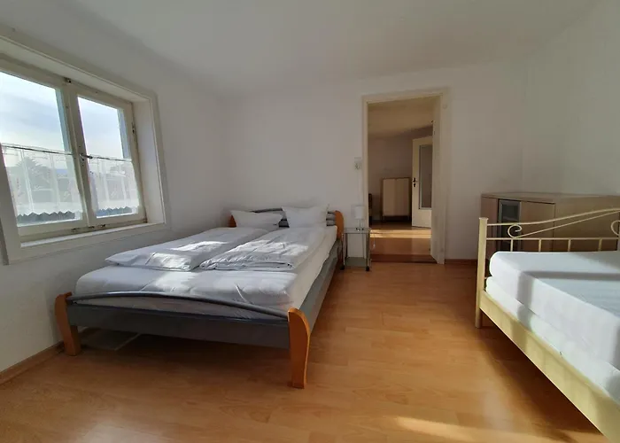 Helene Hohenems, 4-12 P, Haus, 4 Schlafzimmer, Kueche, Parkplatz, Garten, Wifi Hohenems