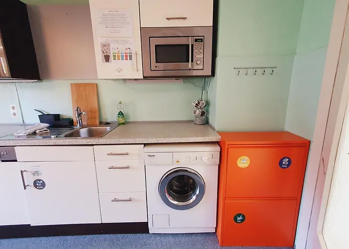 Appartement Helene Hohenems, 4-12 P, Haus, 4 Schlafzimmer, Kueche, Parkplatz, Garten, Wifi